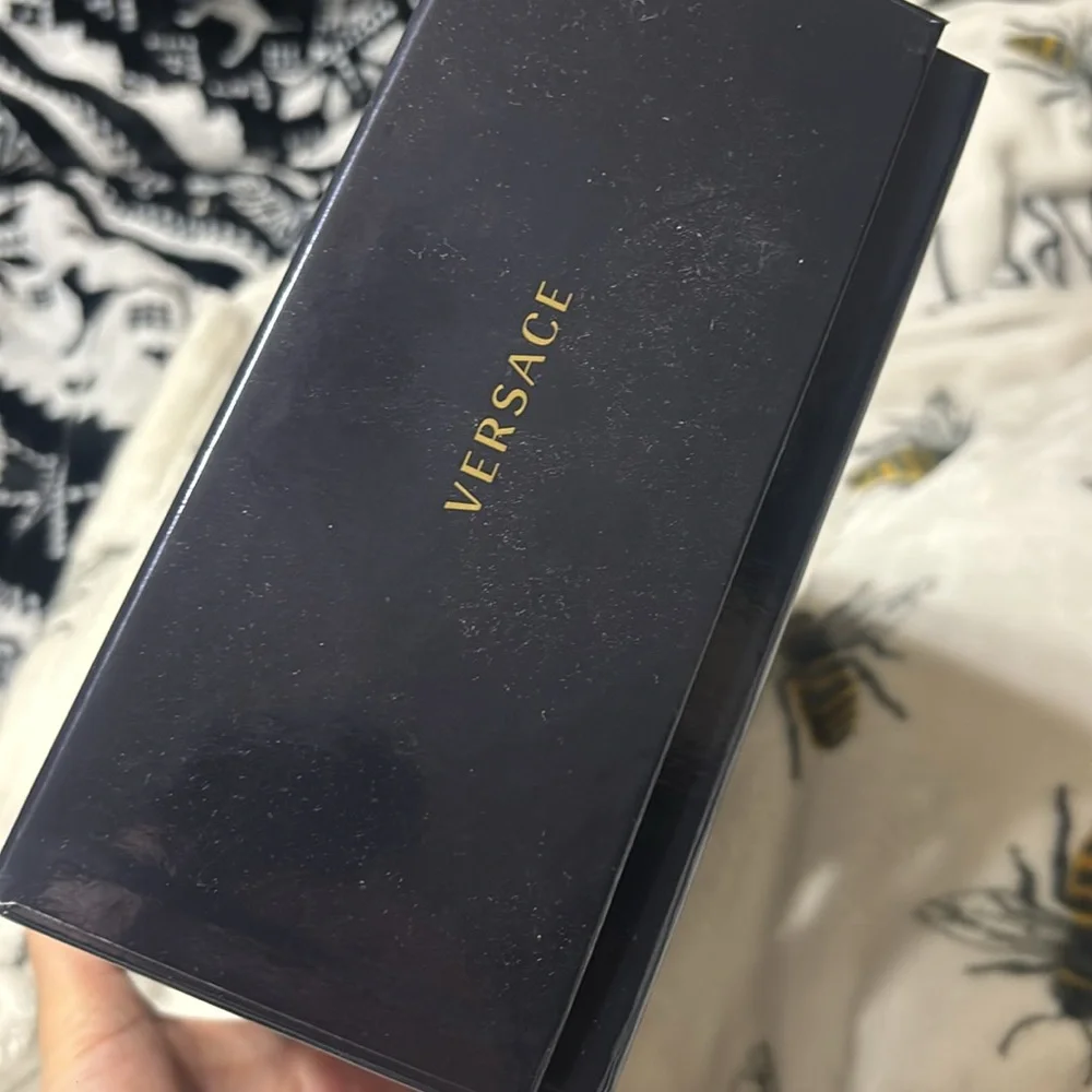 Versace Empty Box - Picture 3 of 7